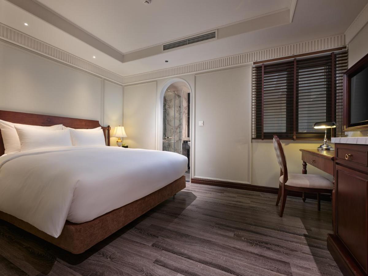 Grand Hotel Du Lac Hanoi Exteriör bild Deluxe Room