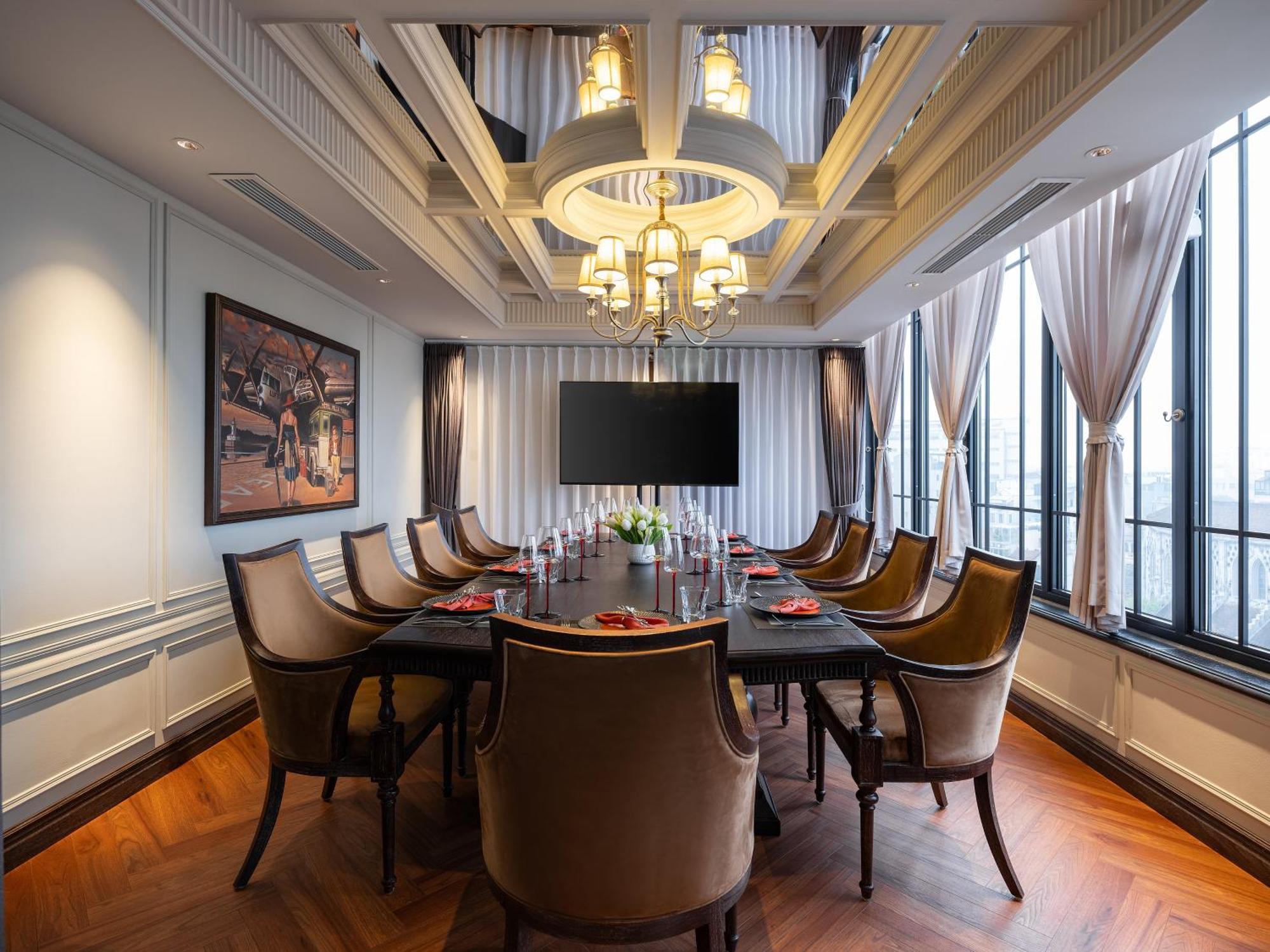 Grand Hotel Du Lac Hanoi Exteriör bild The Club at The Landmark, Bangkok