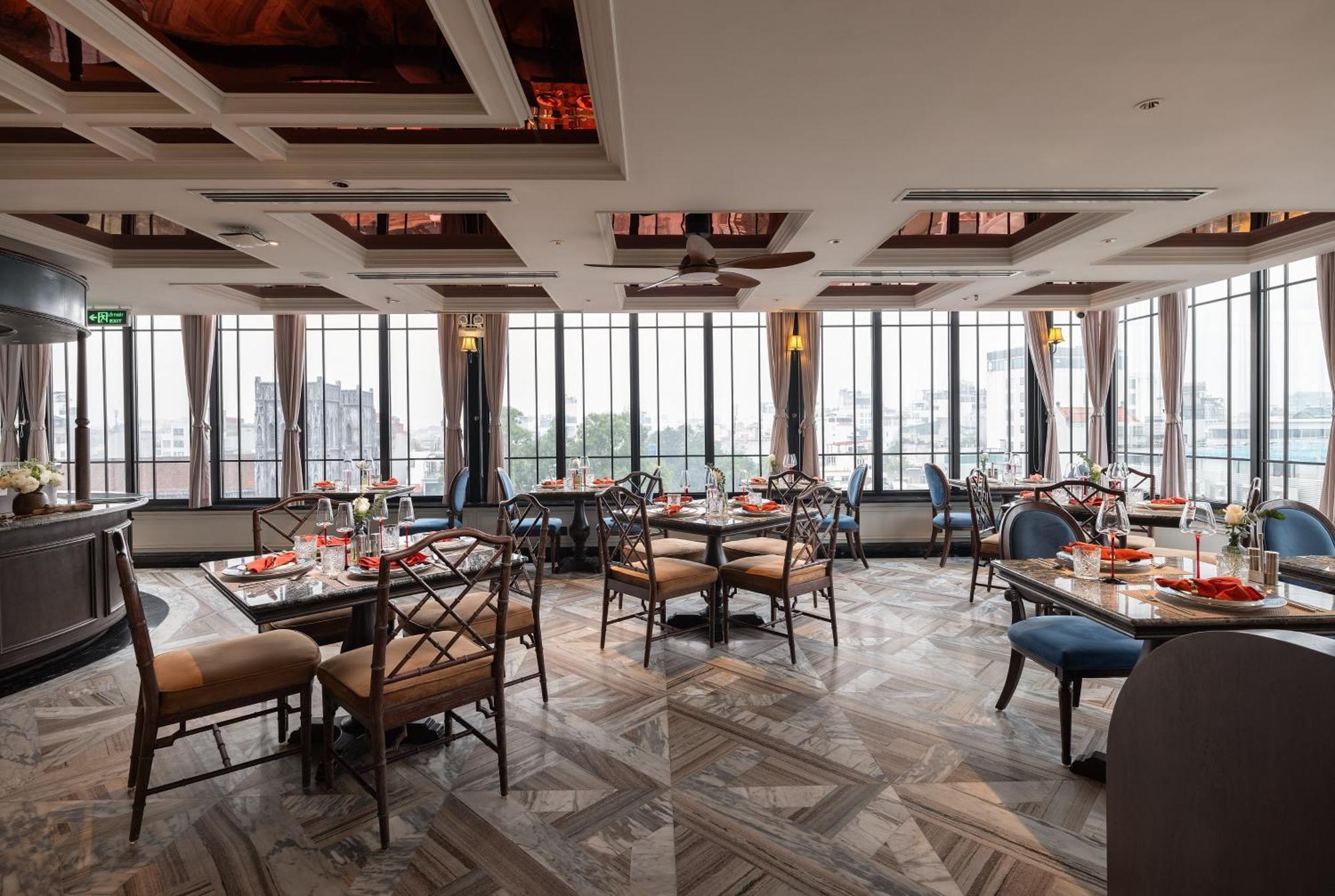 Grand Hotel Du Lac Hanoi Exteriör bild The restaurant