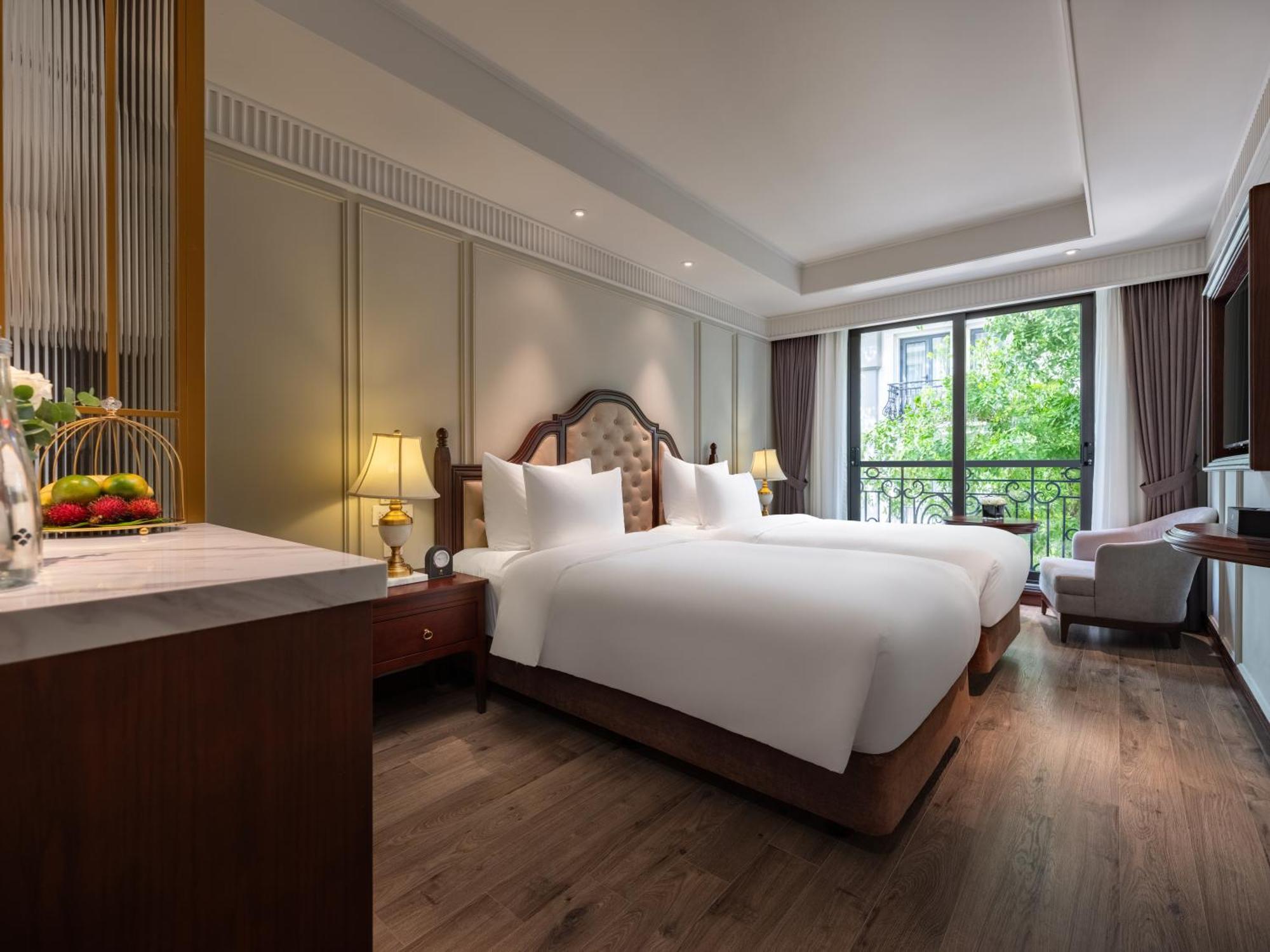 Grand Hotel Du Lac Hanoi Exteriör bild Deluxe Room
